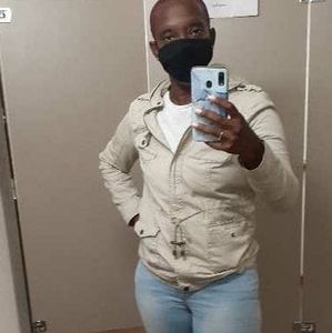 Meet your Posher, Denise